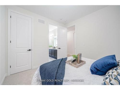 27 Lippa Drive, Caledon, ON - Indoor Photo Showing Bedroom