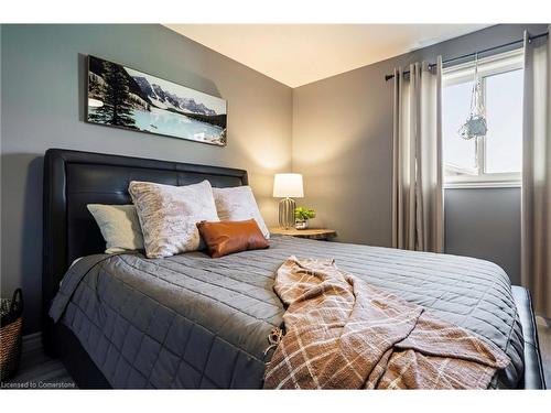 771 Princess Street, Mount Forest, ON - Indoor Photo Showing Bedroom