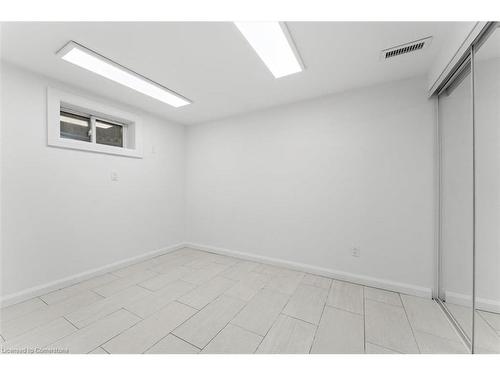 122 Longford Drive, Newmarket, ON - Indoor Photo Showing Other Room