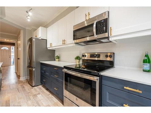 34 Corey Circle, Georgetown, ON - Indoor Photo Showing Kitchen