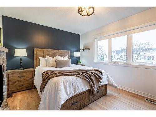 34 Corey Circle, Georgetown, ON - Indoor Photo Showing Bedroom