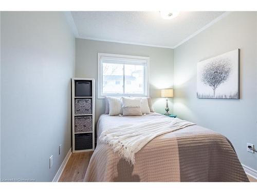 34 Corey Circle, Georgetown, ON - Indoor Photo Showing Bedroom