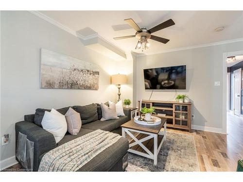 34 Corey Circle, Georgetown, ON - Indoor Photo Showing Living Room