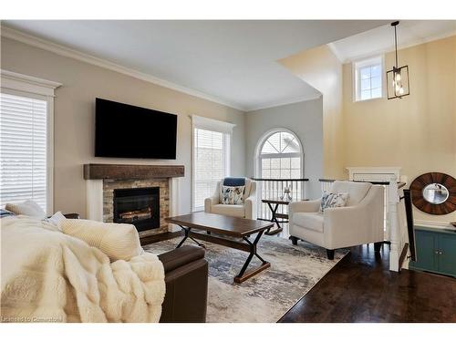 91 Biscayne Crescent, Orangeville, ON - Indoor Photo Showing Living Room With Fireplace