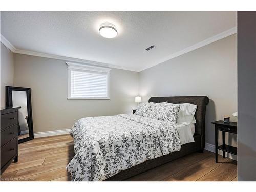 91 Biscayne Crescent, Orangeville, ON - Indoor Photo Showing Bedroom