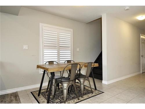 1329 Calais Drive, Woodstock, ON - Indoor Photo Showing Dining Room