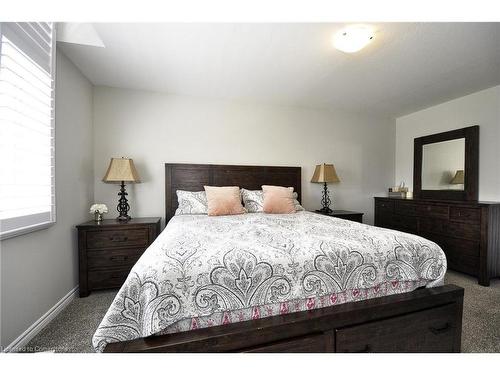 1329 Calais Drive, Woodstock, ON - Indoor Photo Showing Bedroom