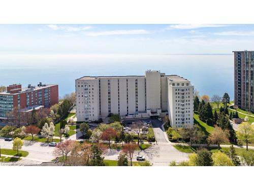 712-5280 Lakeshore Road, Burlington, ON - Outdoor With Body Of Water With View