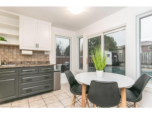 243 Highview Drive, Kitchener, ON - Indoor Photo Showing Dining Room