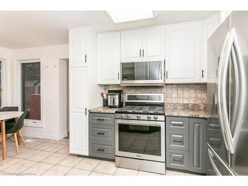 243 Highview Drive, Kitchener, ON - Indoor Photo Showing Kitchen