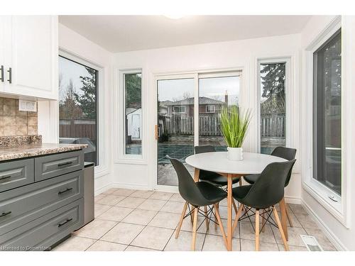 243 Highview Drive, Kitchener, ON - Indoor Photo Showing Dining Room