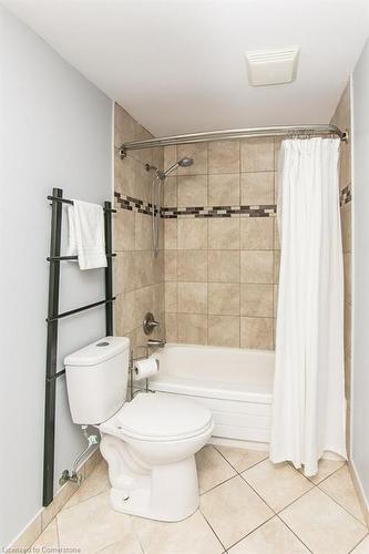 243 Highview Drive, Kitchener, ON - Indoor Photo Showing Bathroom