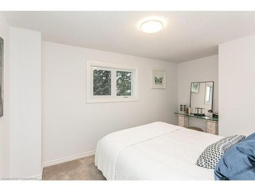 243 Highview Drive, Kitchener, ON - Indoor Photo Showing Bedroom