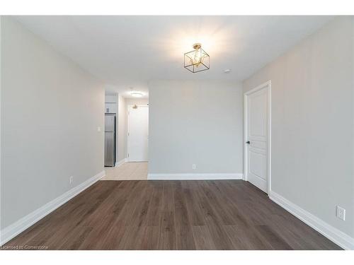 304-4879 Kimbermount Avenue, Mississauga, ON - Indoor Photo Showing Other Room