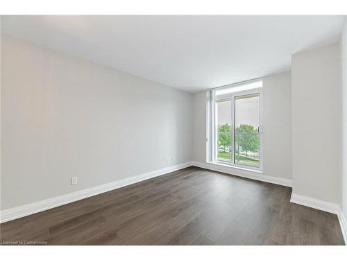 304-4879 Kimbermount Avenue, Mississauga, ON - Indoor Photo Showing Other Room