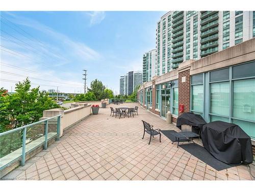 304-4879 Kimbermount Avenue, Mississauga, ON - Outdoor