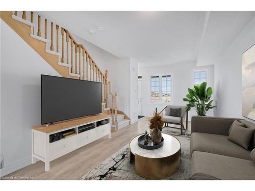 5 Carriage Lane, Wasaga Beach, ON - Indoor Photo Showing Living Room