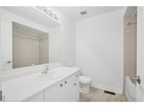 5 Carriage Lane, Wasaga Beach, ON - Indoor Photo Showing Bathroom