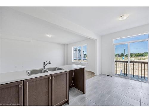 17 Mission Street, Wasaga Beach, ON - Indoor Photo Showing Kitchen With Double Sink