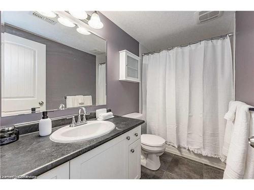 11A-1460 Highland Road W, Kitchener, ON - Indoor Photo Showing Bathroom