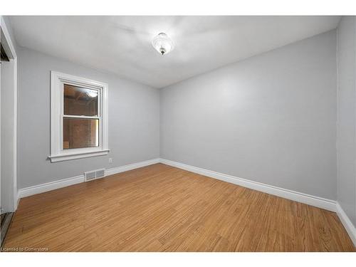 4910 Morrison Street, Niagara Falls, ON - Indoor Photo Showing Other Room