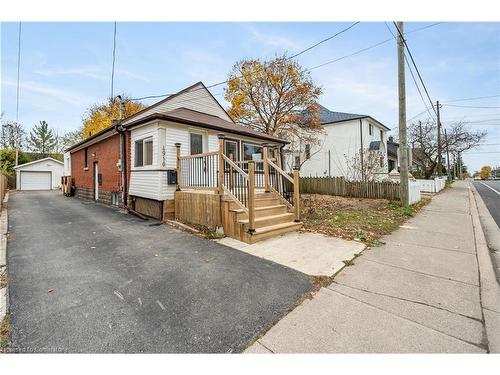 4910 Morrison Street, Niagara Falls, ON - Outdoor