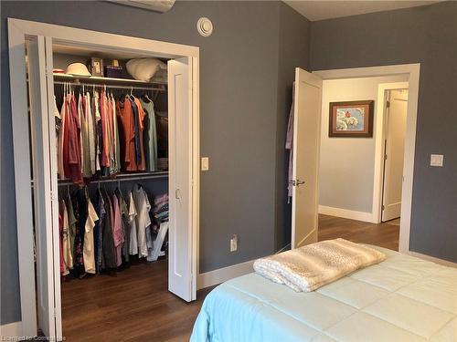 17-2380 9Th Avenue E, Owen Sound, ON - Indoor Photo Showing Bedroom