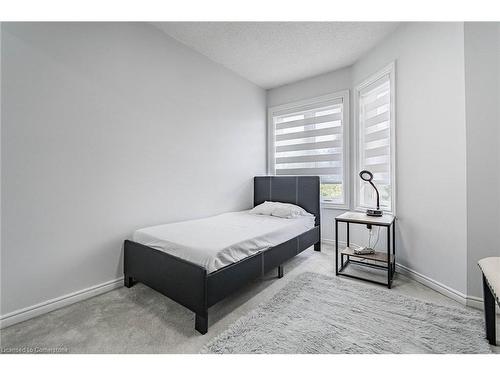 51-245 Bishop Street S, Cambridge, ON - Indoor Photo Showing Bedroom