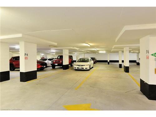 1413-55 Speers Road Drive, Oakville, ON - Indoor