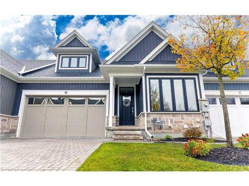 18-9245 Shoveller Avenue, Niagara Falls, ON - Indoor Photo Showing Kitchen With Upgraded Kitchen