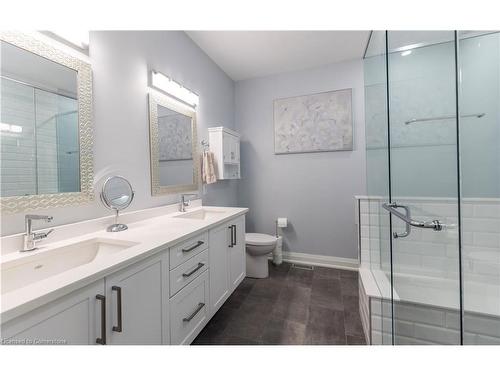 18-9245 Shoveller Avenue, Niagara Falls, ON - Indoor Photo Showing Bathroom