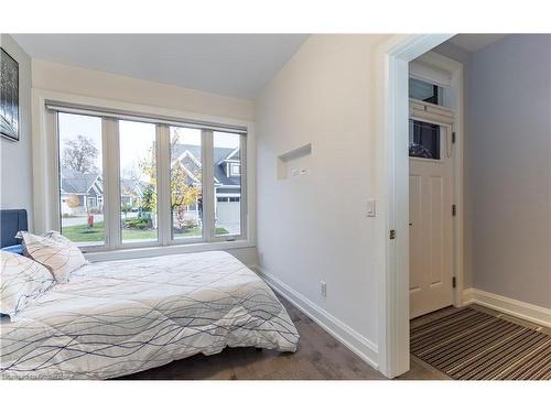 18-9245 Shoveller Avenue, Niagara Falls, ON - Indoor Photo Showing Laundry Room