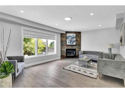 92 Pebblecreek Drive, Kitchener, ON - Indoor Photo Showing Living Room With Fireplace