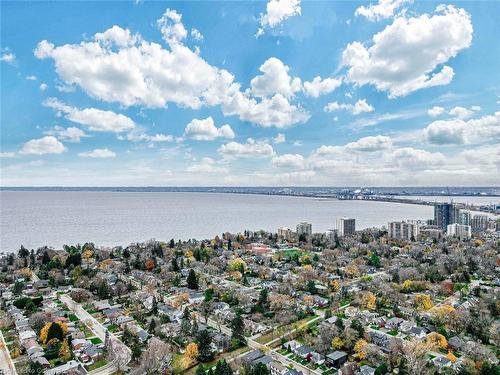 680 Powell Court, Burlington, ON - Outdoor With Body Of Water With View