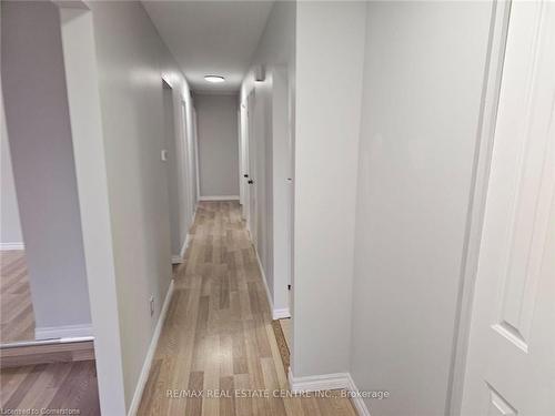 17 Renny Crescent, Middlesex Centre, ON - Indoor Photo Showing Other Room