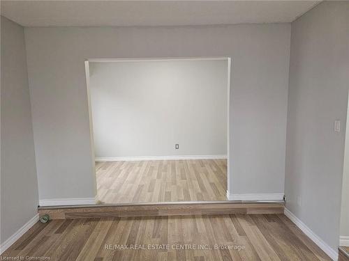 17 Renny Crescent, Middlesex Centre, ON - Indoor Photo Showing Other Room