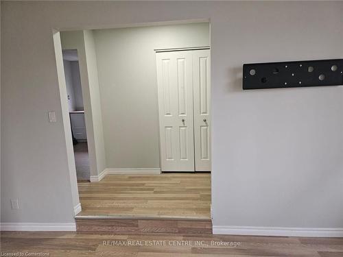 17 Renny Crescent, Middlesex Centre, ON - Indoor Photo Showing Other Room