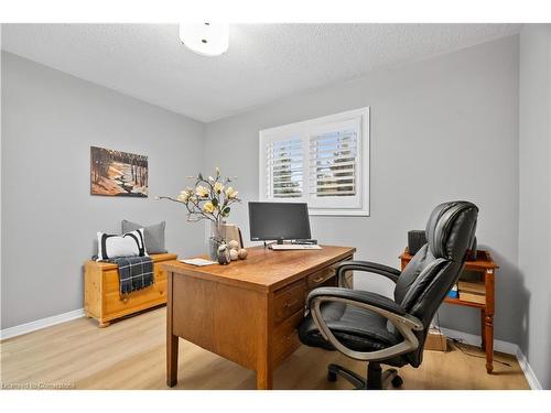 6411 Seaver Road, Mississauga, ON - Indoor Photo Showing Office