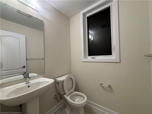 148 Eastbridge Avenue, Welland, ON - Indoor Photo Showing Bathroom