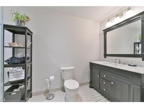 47 Manorwood Court, Caledon, ON - Indoor Photo Showing Bathroom