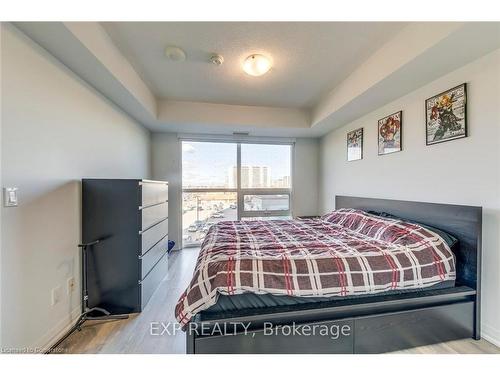 314-30 Meadowglen Place Place, Toronto, ON - Indoor Photo Showing Bedroom