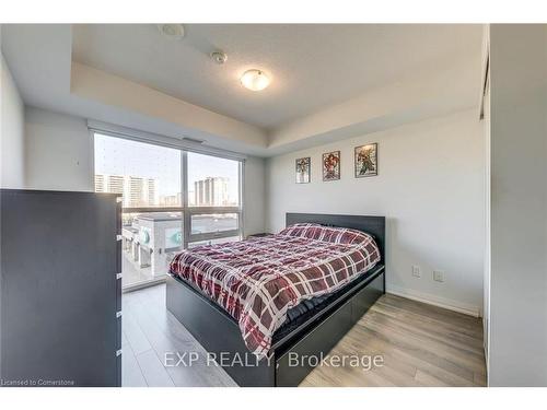 314-30 Meadowglen Place Place, Toronto, ON - Indoor Photo Showing Bedroom