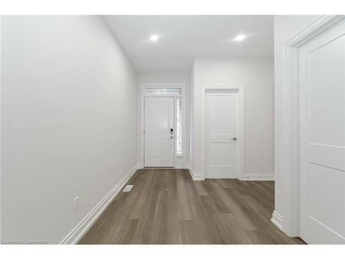 30 Granite Ridge Trail, Waterdown, ON - Indoor Photo Showing Other Room