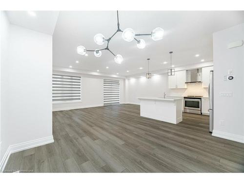 30 Granite Ridge Trail, Waterdown, ON - Indoor Photo Showing Kitchen