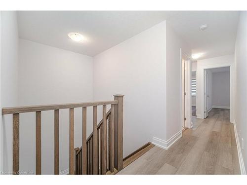 30 Granite Ridge Trail, Waterdown, ON - Indoor Photo Showing Other Room