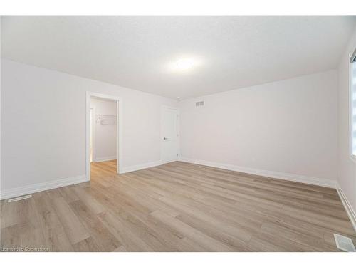 30 Granite Ridge Trail, Waterdown, ON - Indoor Photo Showing Other Room