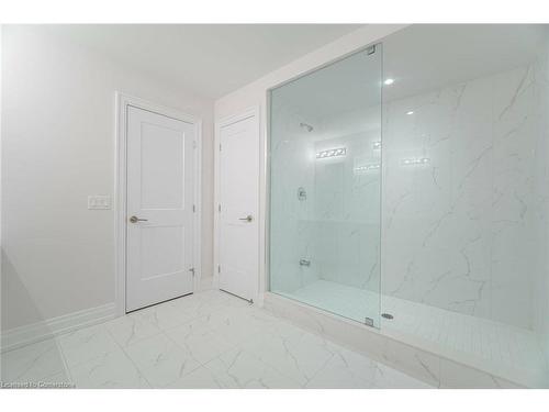 30 Granite Ridge Trail, Waterdown, ON - Indoor Photo Showing Bathroom