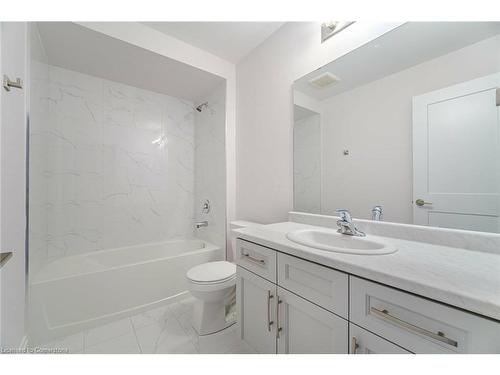 30 Granite Ridge Trail, Waterdown, ON - Indoor Photo Showing Bathroom