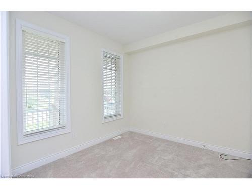 7724 Black Maple Drive, Niagara Falls, ON - Indoor Photo Showing Other Room