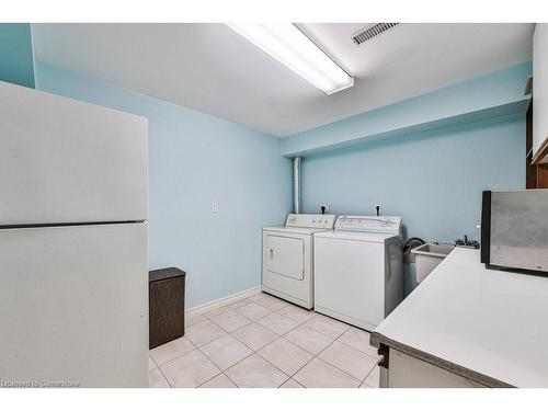 35-3050 Orleans Road, Mississauga, ON - Indoor Photo Showing Laundry Room